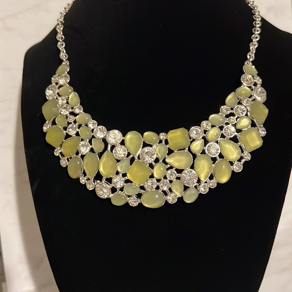 Necklace - Picture 7 of 11